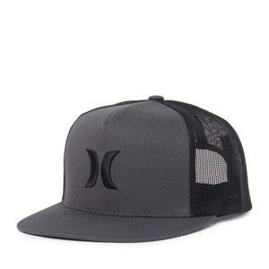 HURLEY Icon Solid Flat Trucker Baseball Cap in Black Pigment